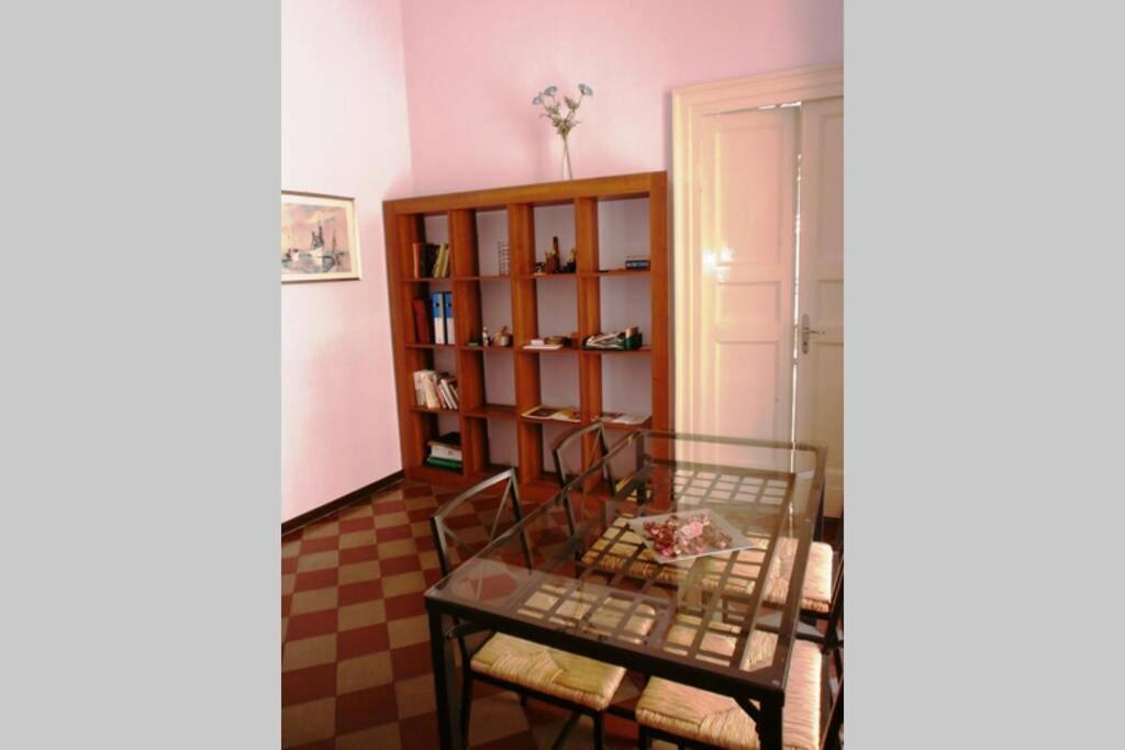 Three Rooms Near Central Station Catania Exteriör bild