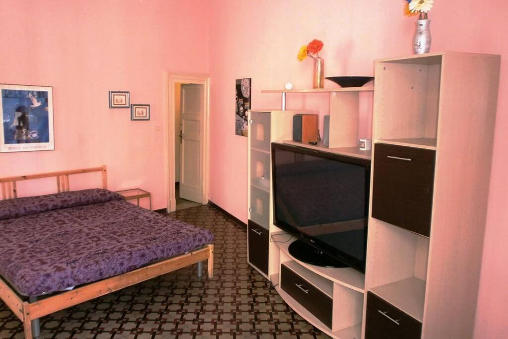 Three Rooms Near Central Station Catania Exteriör bild